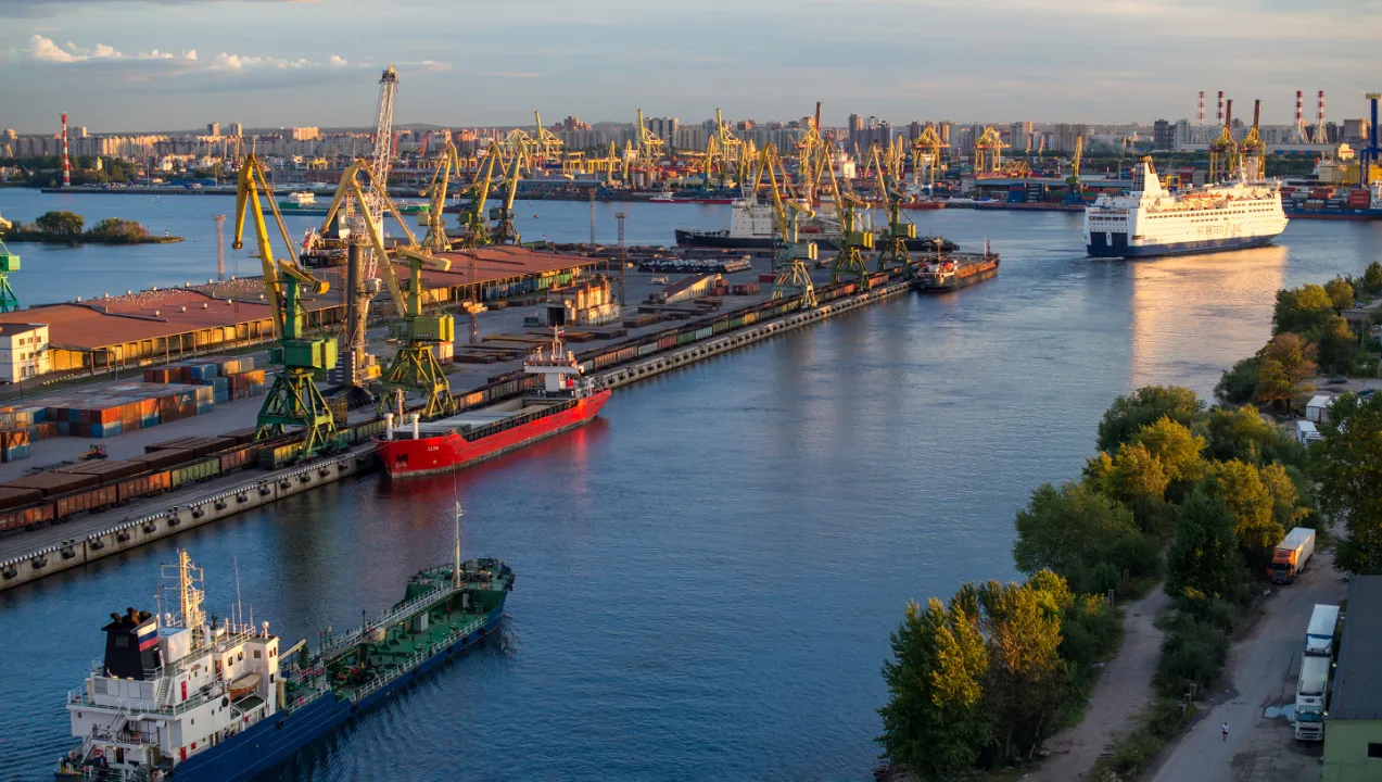 Порты Санкт-Петербурга, принимающие контейнеры из Китая: полный обзор